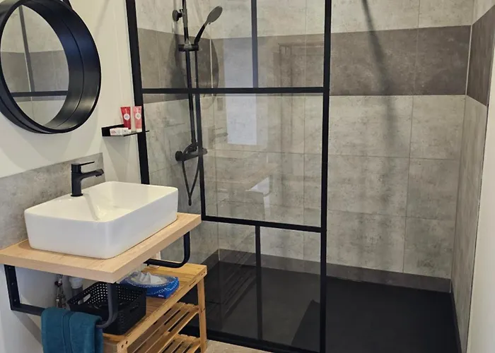 Βίλα Aerogites Chambley *