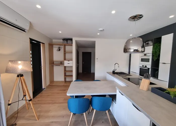 Βίλα Aerogites Chambley