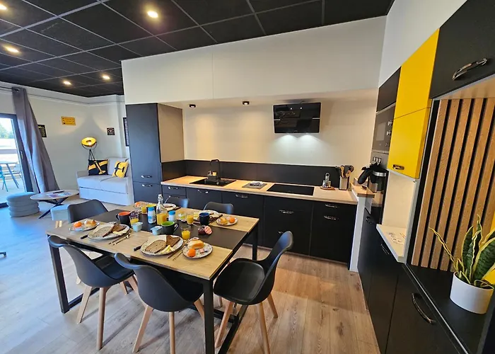 Βίλα Aerogites Chambley *